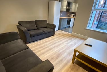 5 bed house, Sharrow Vale Road, Ecclesall, Sheffield, S118ZB - Image 4