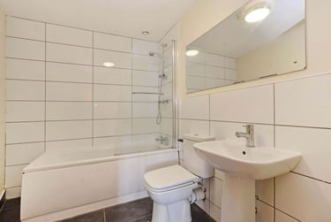 6 bed flat, Bells Square, Devonshire Green, Sheffield, S12FY - Image 8