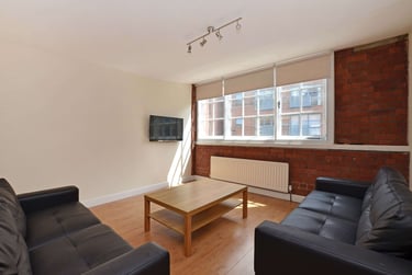 6 bed flat, Bells Square, Devonshire Green, Sheffield, S12FY - Image 9
