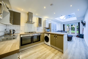 5 bed house, Nicholls Street, Hillfields, Coventry, CV24GY - Image 1