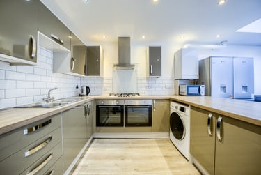 5 bed house, Nicholls Street, Hillfields, Coventry, CV24GY - Image 2