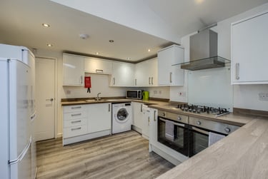 5 bed house, Terry Road, Hillfields, Coventry, CV12AW - Image 2