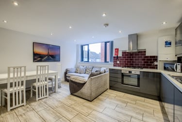 4 bed flat, Terry Road, Whitley village, Coventry, CV12BA - Image 1