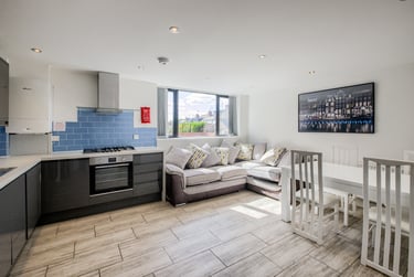 4 bed flat, Terry Road, Whitley village, Coventry, CV12BA - Image 2