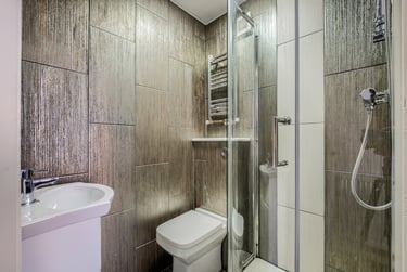 4 bed flat, Terry Road, Whitley village, Coventry, CV12BA - Image 9