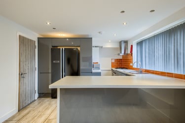 6 bed flat, Terry Road, Whitley village, Coventry, CV12BA - Image 1