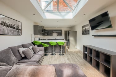 5 bed house, Terry Road, Hillfields, Coventry, CV12AW - Image 2