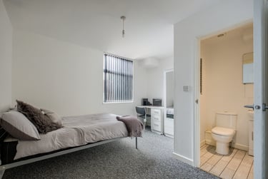 4 bed house, Humber Avenue, Ball hill, Coventry, CV12AT - Image 10