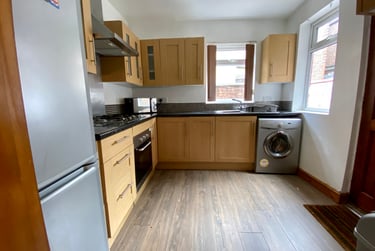 3 bed house, Mildred street, City centre, Salford, M72HG - Image 3