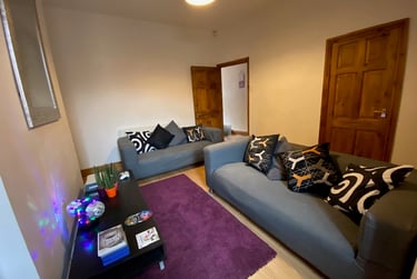 3 bed house, Mildred street, Near university, Salford, M72HG - Image 1