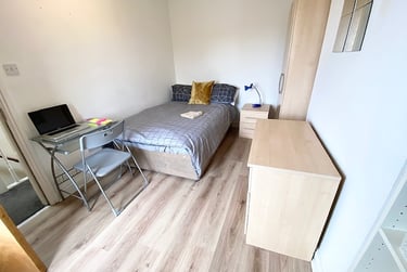 5 bed house, Elleray rd, Near university, Salford, M67GZ - Image 14