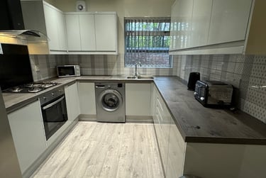 4 bed house, Mildred street, Near university, Salford, M72HG - Image 10