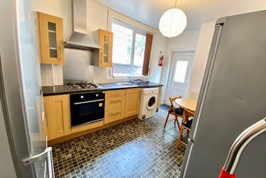 5 bed house, Elleray rd, Near university, Salford, M67GZ - Image 4