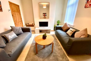 3 bed house, Cromwell rd, Near university, Salford, M66DE - Image 3
