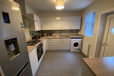 3 bed house, Mildred, Near university, Salford, M72HG - Image 3