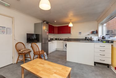 6 bed house, Raddlebarn Road, Selly oak, Birmingham, B296HE - Image 1