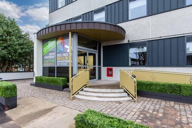 1 bed studio, Broadgate, Beeston, Nottingham, NG92HF - Image 3