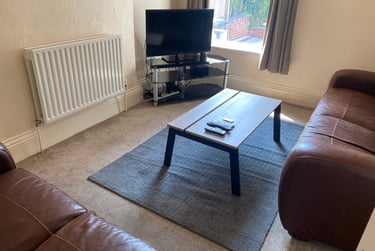 6 bed house, Epperstone road, West bridgford, Nottingham, NG27QF - Image 2