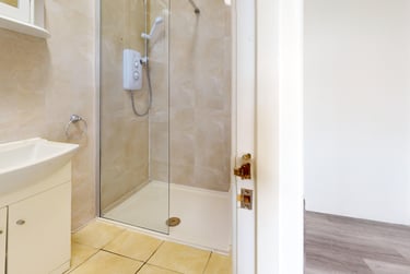 4 bed flat, Greenbank road, Greenbank, Plymouth, PL48NH - Image 12