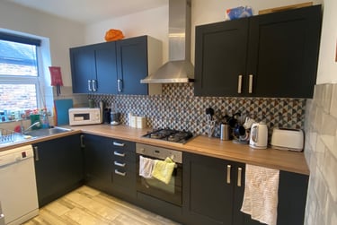 3 bed flat, Ladybarn road, Fallowfield, Manchester, M146WN - Image 3
