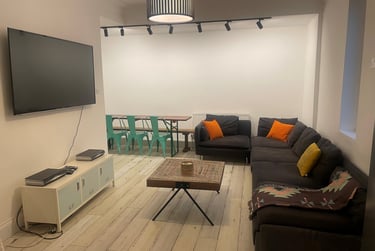 9 bed house, Ashlyn grove, Fallowfield, Manchester, M146YG - Image 1