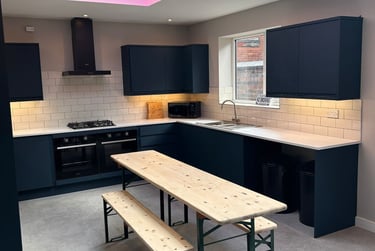 8 bed house, Milnthorpe Street, Charlestown, Salford, M66DS - Image 1