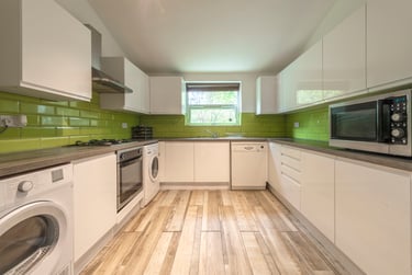 6 bed house, Albion road, Fallowfield, Manchester, M146LU - Image 2