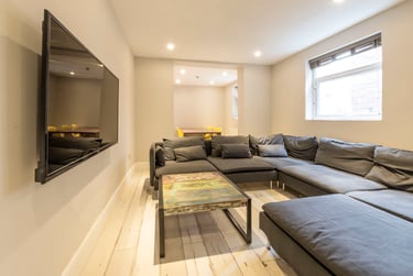 7 bed house, Craighall Avenue, Burnage, Manchester, M192BR - Image 2