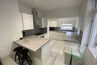 5 bed house, Rhyddings Terrace, Uplands, Swansea, SA20DR - Image 1