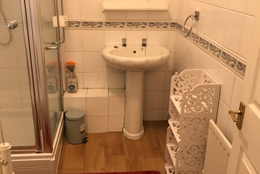 7 bed house, The Avenue, Bevendean, Brighton, BN24FA - Image 8