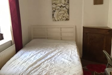 6 bed house, The Avenue, Bevendean, Brighton, BN24GG - Image 4