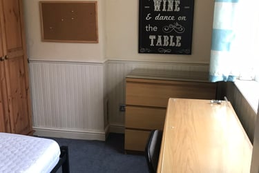 7 bed house, The Avenue, Bevendean, Brighton, BN24FA - Image 6