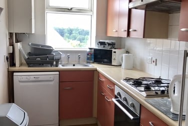 6 bed house, Nesbitt Road, Bevendean, Brighton, BN24BL - Image 2