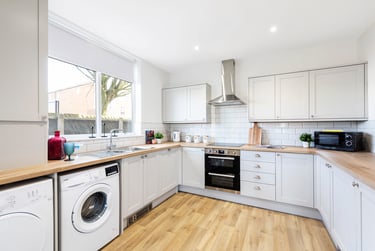 6 bed house, Yarborough Road, West End, Lincoln, LN13NQ - Image 2