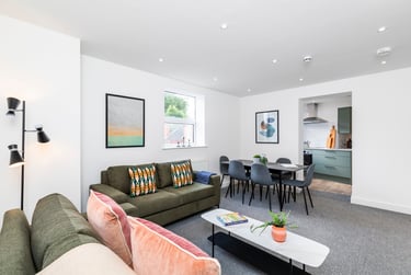 5 bed flat, Bank Street, City Centre, Lincoln, LN21DZ - Image 1