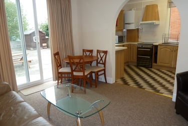 5 bed house, Redbreast Road North, Winton, Bournemouth, BH93JF - Image 4