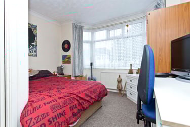 5 bed house, Redbreast Road North, Winton, Bournemouth, BH93JF - Image 10