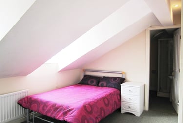 3 bed flat, Penley's grove street, Groves, York, YO317PN - Image 10