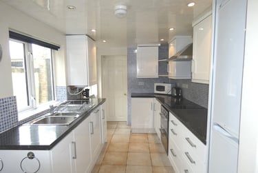 4 bed house, Fulford road, Fishergate, York, YO104BD - Image 1