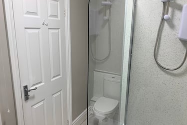 2 bed flat, Nicholas Gardens, Layerthorpe, York, YO103EX - Image 7