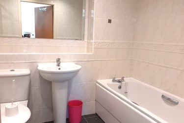 2 bed flat, Olympian Court, Layerthorpe, York, YO103UD - Image 9