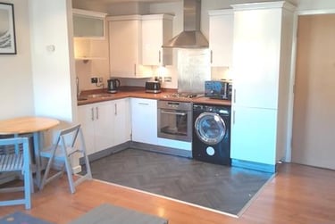 2 bed flat, Olympian Court, Layerthorpe, York, YO103UN - Image 2