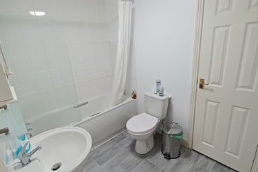 2 bed flat, Millfield Avenue, Layerthorpe, York, YO103XA - Image 6