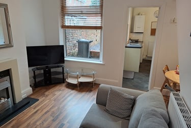 4 bed house, Wellington street, Heslington, York, YO105BD - Image 1