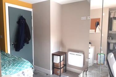 3 bed flat, Fulford Road, Grange Garth, York, YO104DX - Image 2