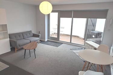 1 bed flat, Wellington Street, Fishergate, York, YO105BB - Image 4