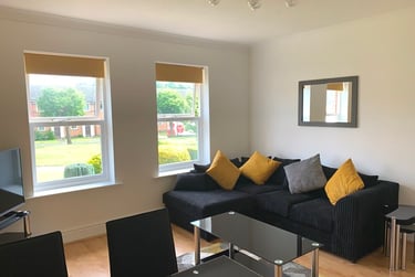 2 bed flat, Nicholas Gardens, Layerthorpe, York, YO103EX - Image 1