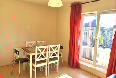 2 bed flat, Olympian Court, Layerthorpe, York, YO103UD - Image 6