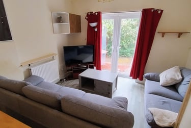 6 bed house, Newland Park Grove, Near university, York, YO103HP - Image 1