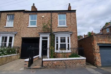 4 bed house, Park Crescent, The groves, York, YO317NU - Image 2